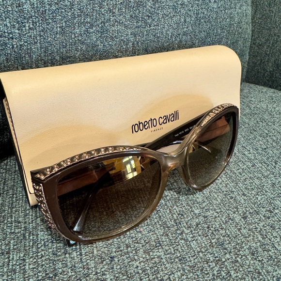 Roberto Cavalli Brown Sunglasses - Picture 1 of 6